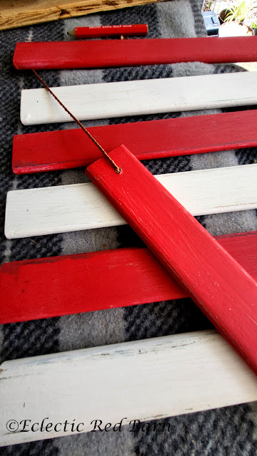 Flag from Louver slats. Share NOW. #slats, #4thofjuly flag, #palletboard, #flag, #eclecticredbarn